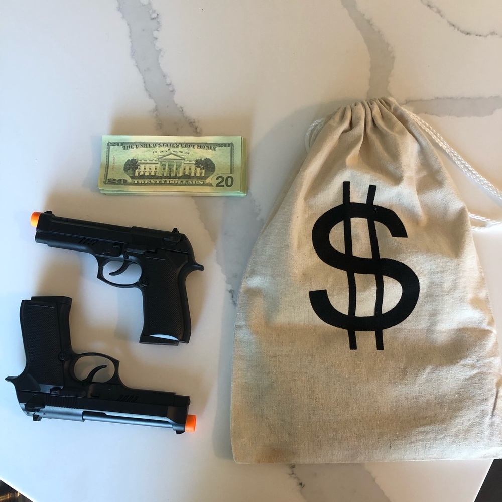 Accessories for Bonnie&Clyde or Bank Robber costume